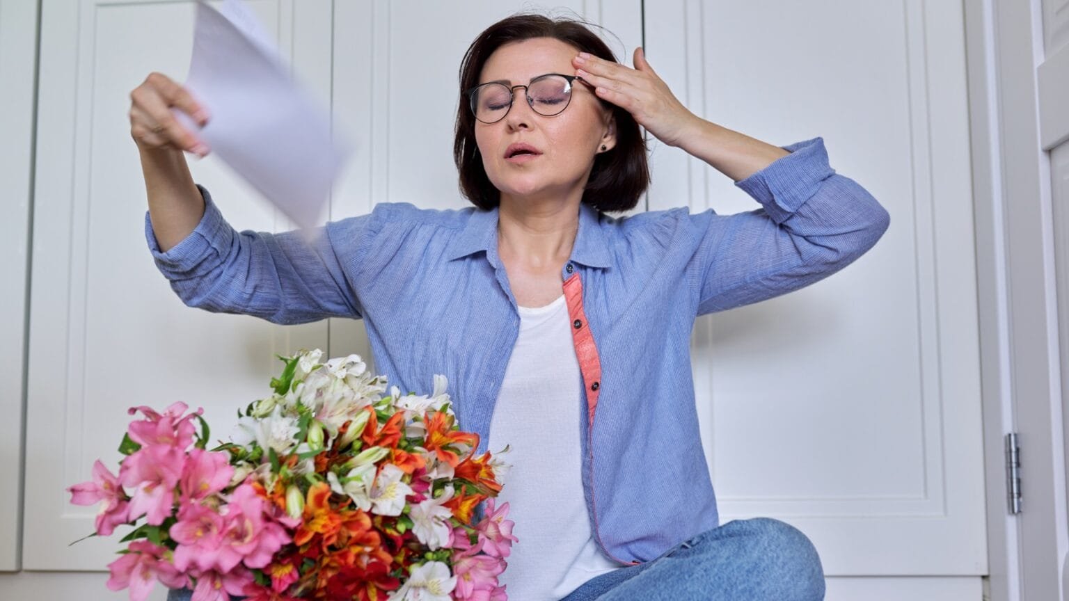 5 Early Signs of Menopause and how to Cope with It