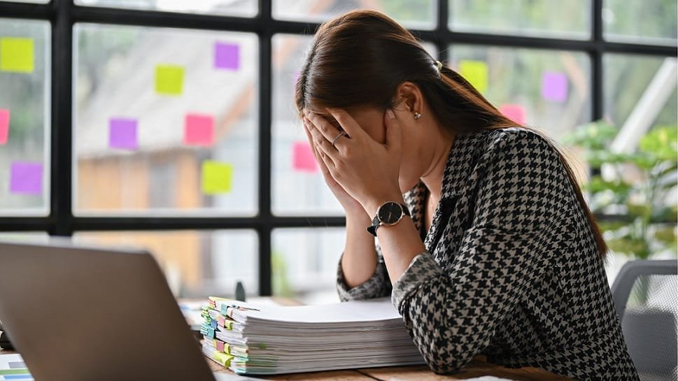 Setting Boundaries at the Workplace A Guide for Women